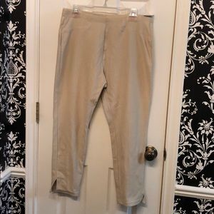 Never worn beige leggings